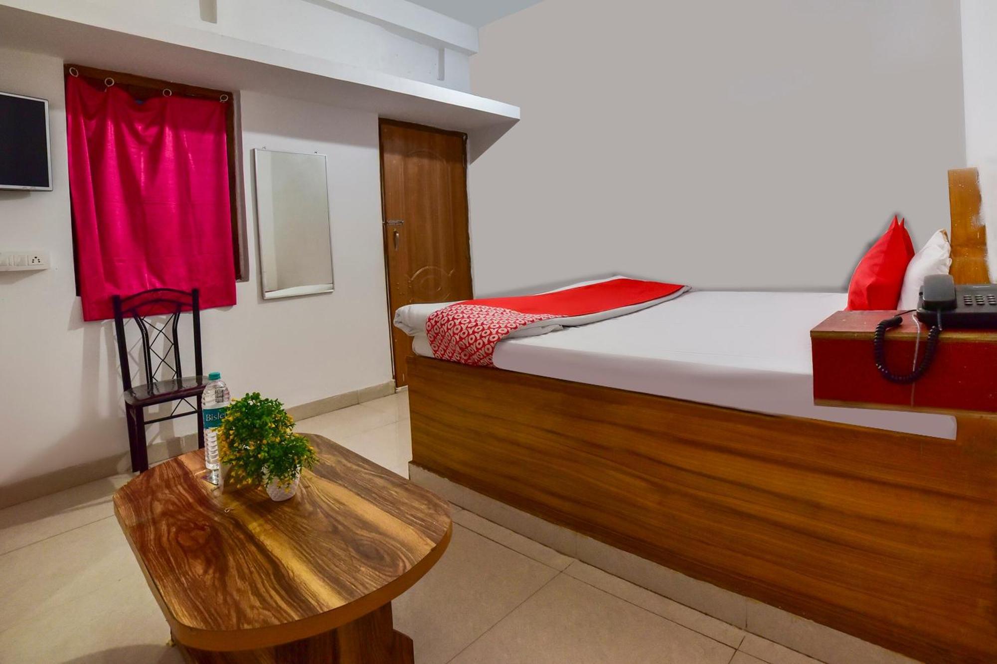 Oyo Flagship Mamta Hotel Hajipur Bagian luar foto