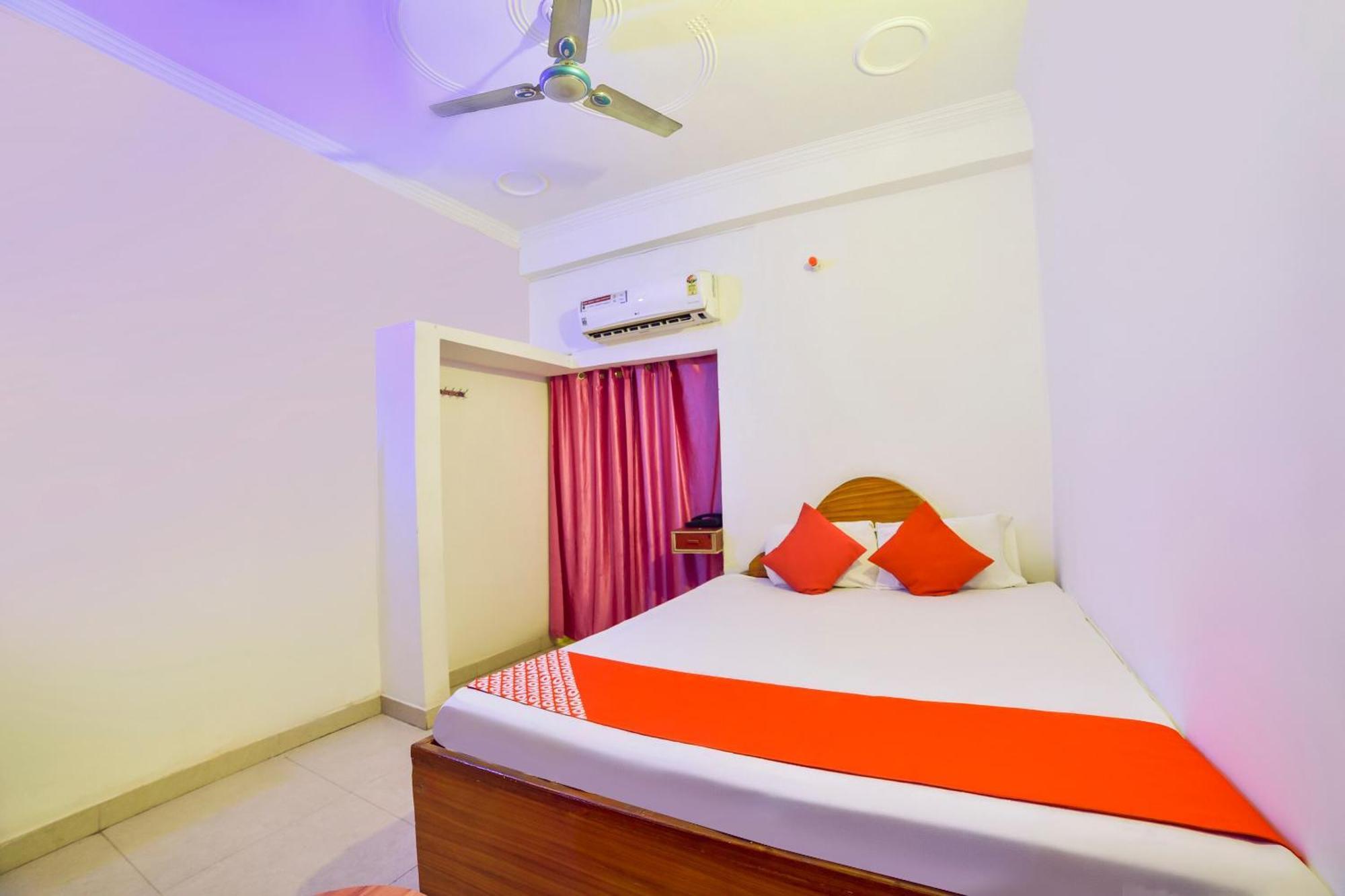 Oyo Flagship Mamta Hotel Hajipur Bagian luar foto